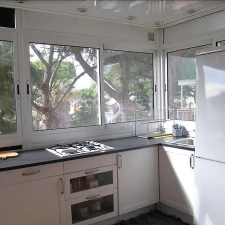 Marine Penthouse Apartment Castelldefels